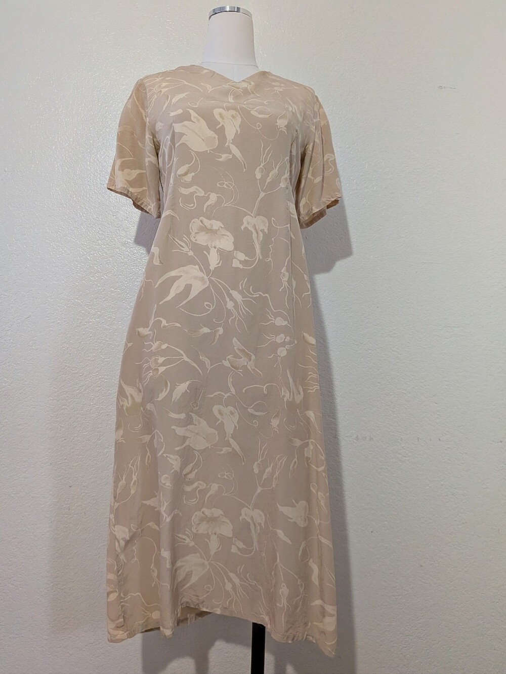 Vintage Silk Women's Floral Midi Dress in Beige. No Size